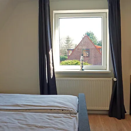 Huus Guenter 度假居 *