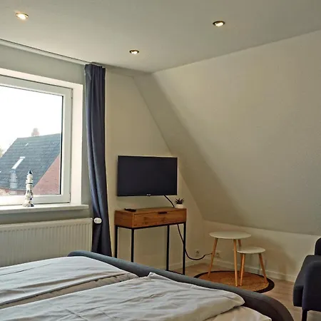 Huus Guenter Holiday home Toenning
